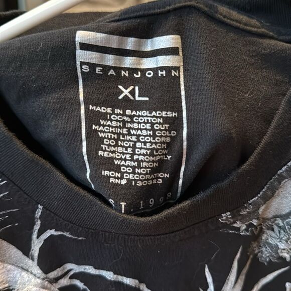 Sean John t shirt never worn - Picture 4 of 5